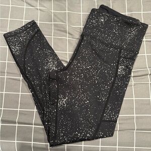 ZYIA light n tight Black and White Patterned Leggings